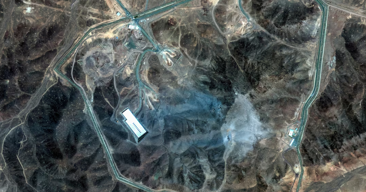 Iran tuy&ecirc;n bố x&acirc;y lại c&aacute;c cơ sở hạt nh&acirc;n ki&ecirc;n cố hơn trước