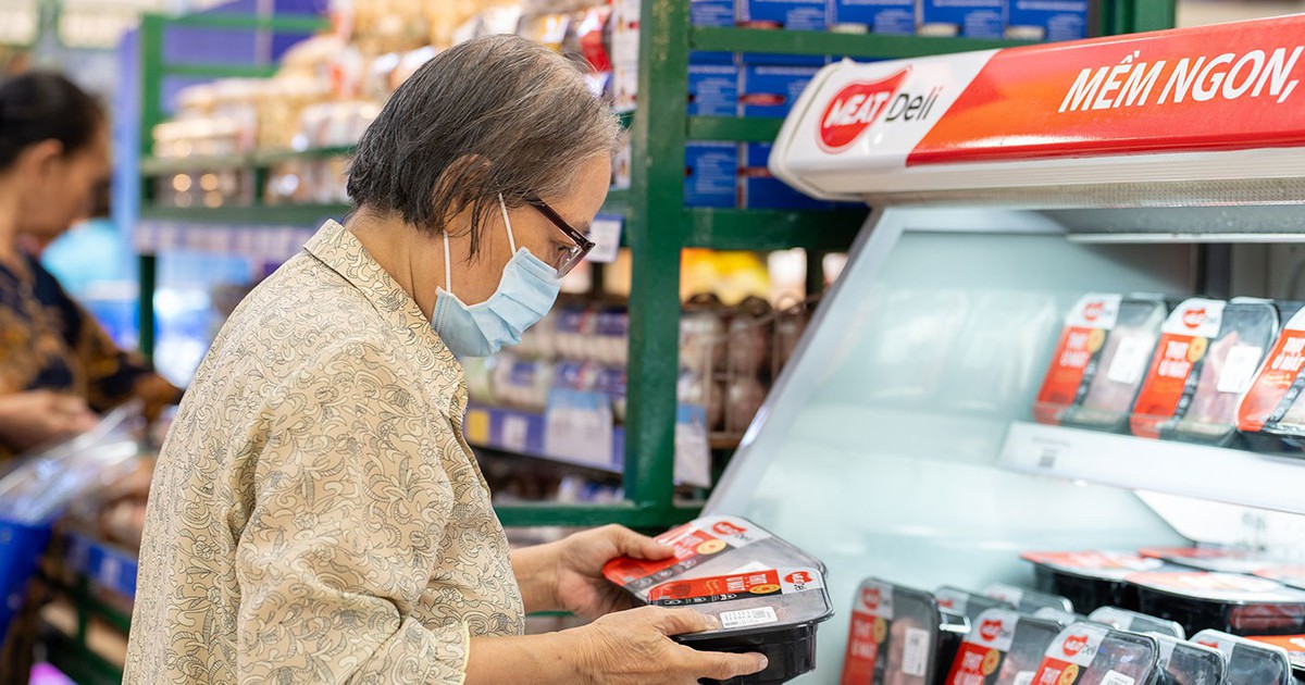 Saigon Co.op giảm giá thịt, cá, rau củ đến 30% giữa mùa tăng giá