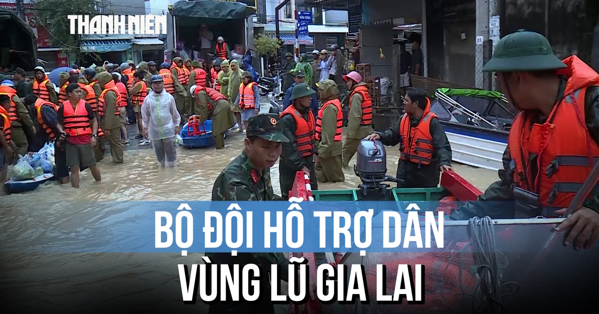 Bộ đội căng mình hỗ trợ dân vùng lũ Gia Lai