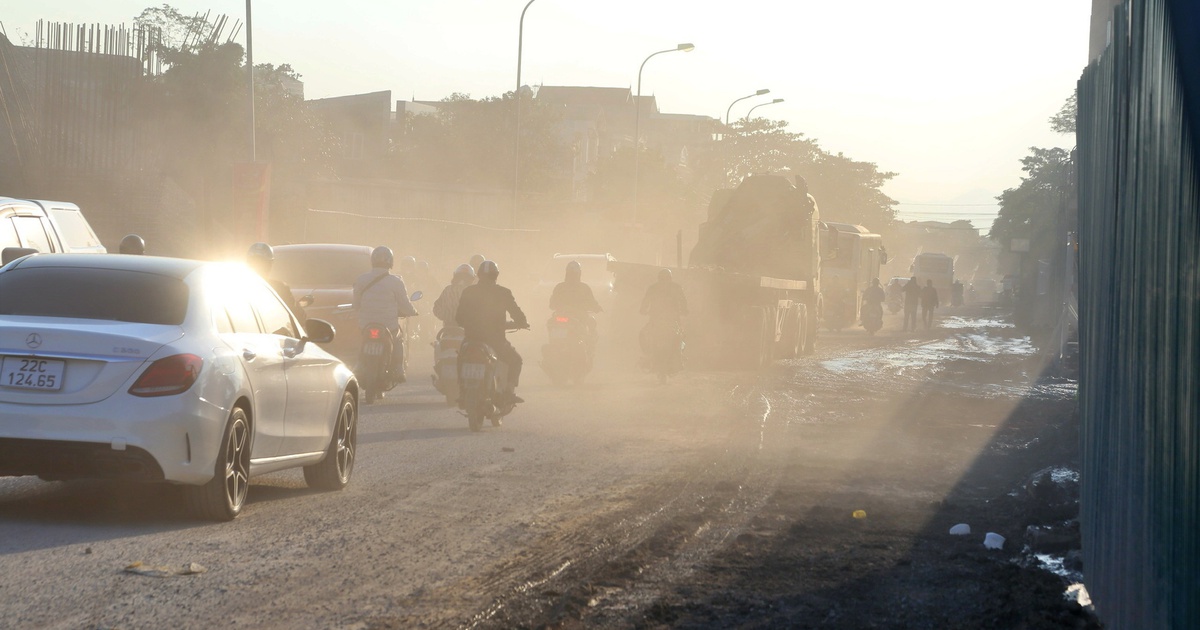 'Khốn khổ' với b&ugrave;n lầy, nắng bụi khi thi c&ocirc;ng V&agrave;nh đai 4