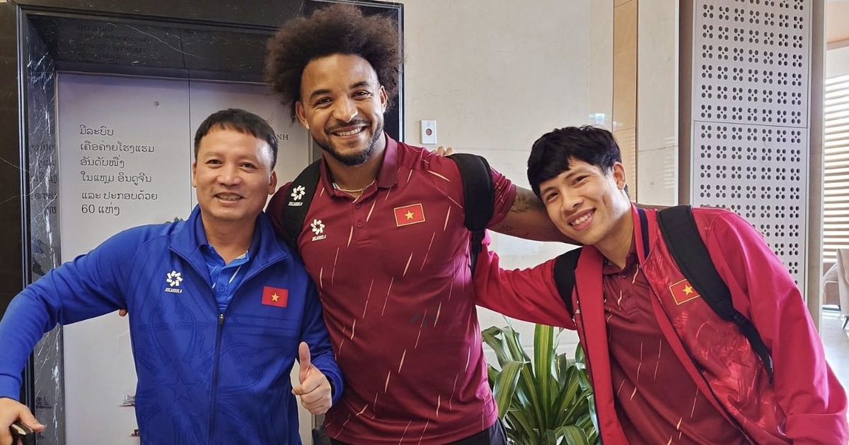 Đội tuyển Việt Nam chờ AFC xử thắng Malaysia, tạm biệt thầy Kim khi về đến Hà Nội