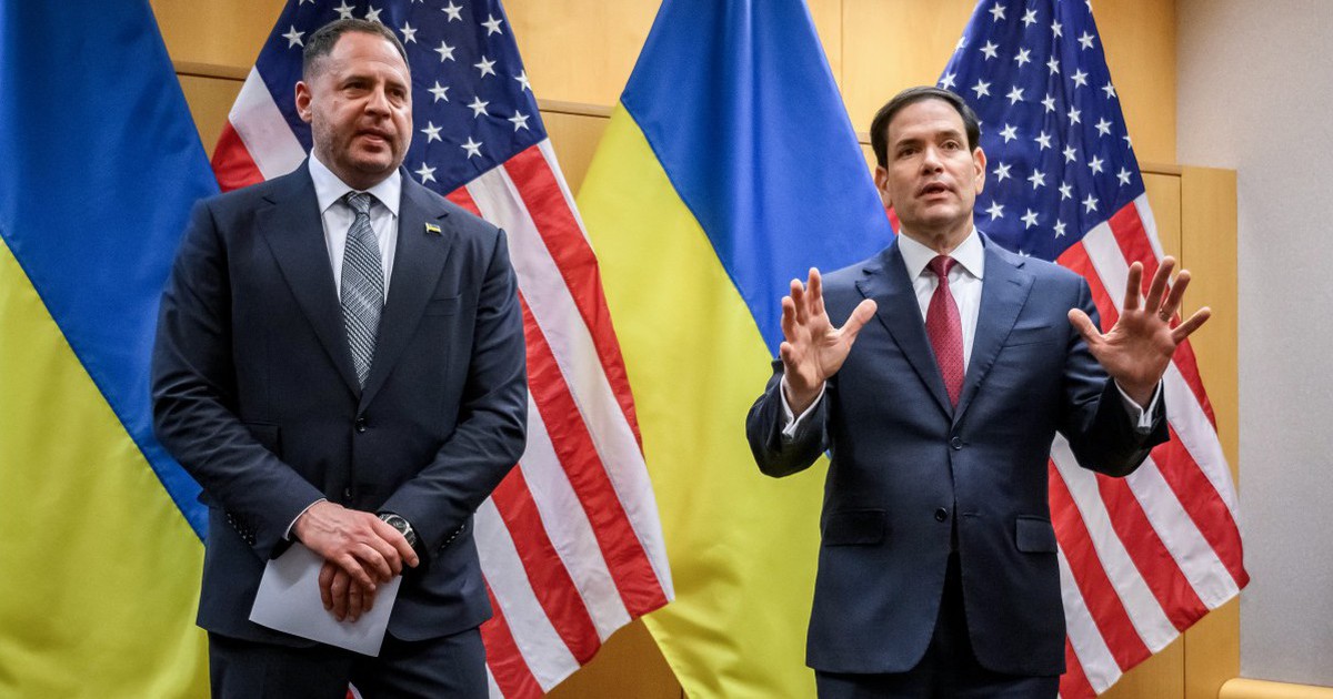 Đàm phán hòa bình Ukraine khó đoán định