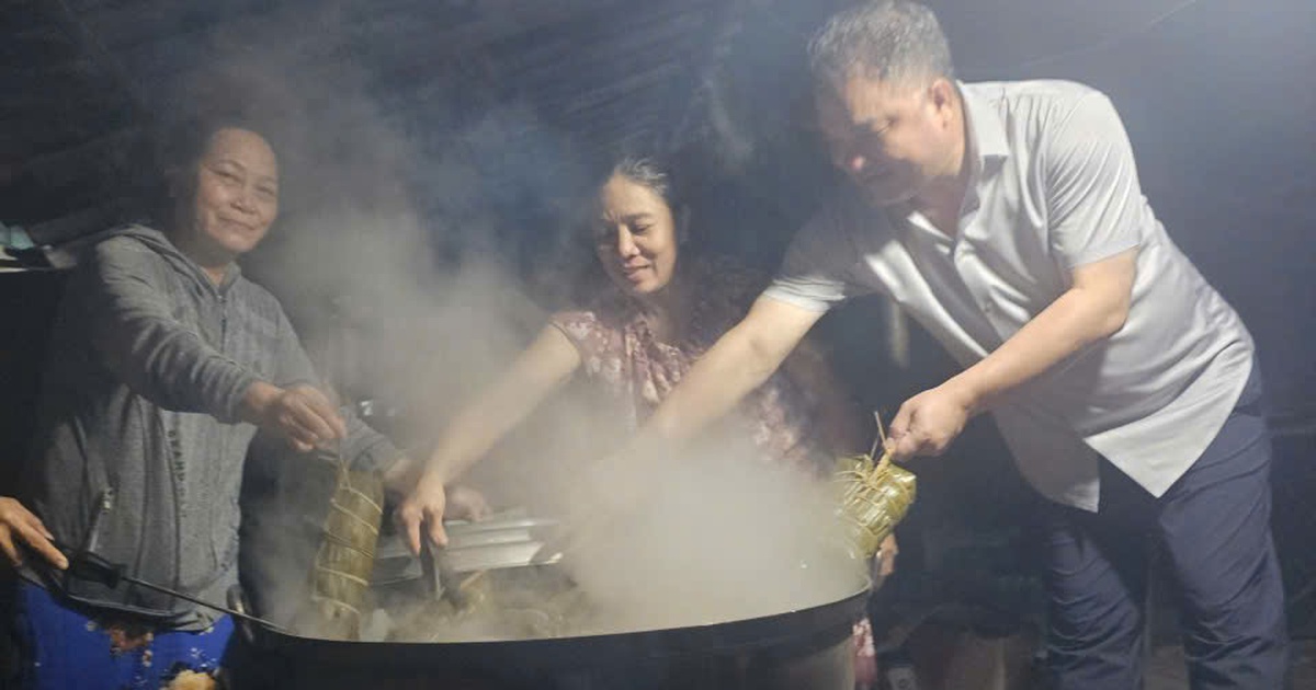 'Tết chưa đến mà gói bánh tét rồi đó': Câu nói ở xã miền biển nghe ấm áp lạ thường