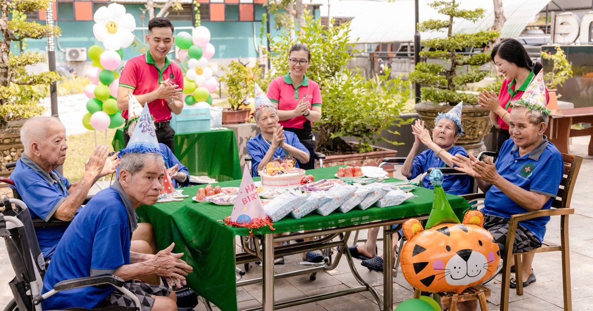 TP.HCM ph&aacute;t triển dưỡng l&atilde;o b&aacute;n tr&uacute;: S&aacute;ng đi - chiều về, giảm g&aacute;nh nặng gia đ&igrave;nh