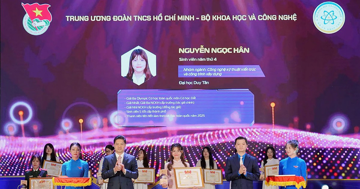 Nữ sinh ĐH Duy T&acirc;n đạt Giải Nữ sinh Khoa học C&ocirc;ng nghệ Việt Nam 2025