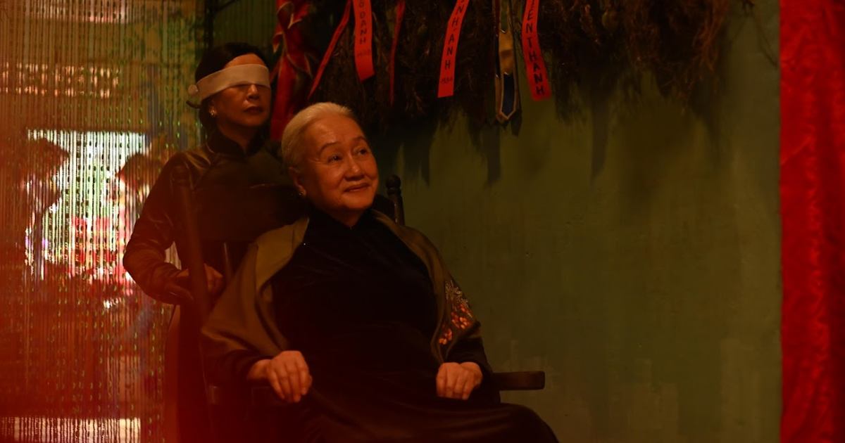 Nữ biên kịch - đạo diễn gạo cội cùng em gái đóng phim kinh dị Việt