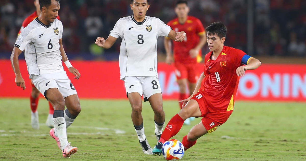 Lý do U.23 Việt Nam phải tách nhóm sang Trung Quốc, thi đấu giờ rất đẹp…