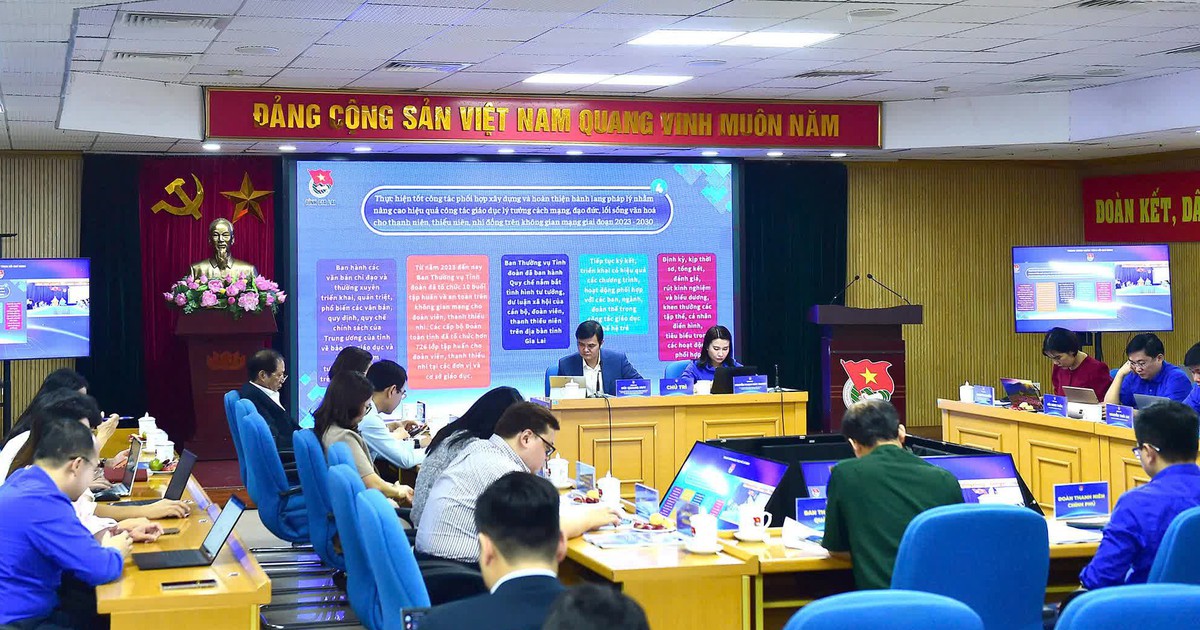 Niềm tin gửi Đảng: Xây dựng vững chắc thế trận lòng dân trên không gian mạng