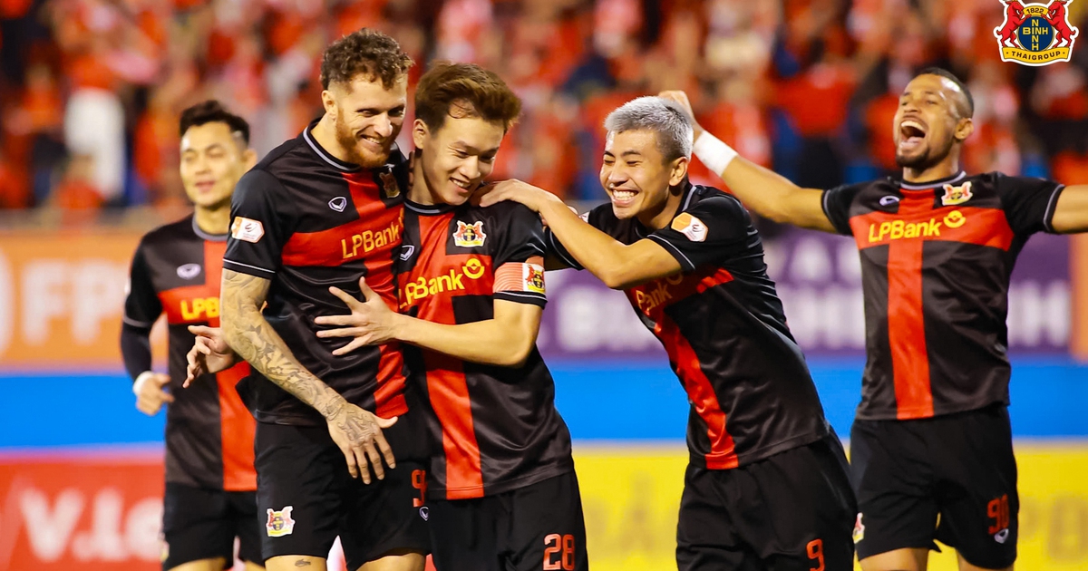 Bảng xếp hạng V-League mới nhất: Ninh Bình 'bay cao' trên đỉnh, HAGL áp chót đáy