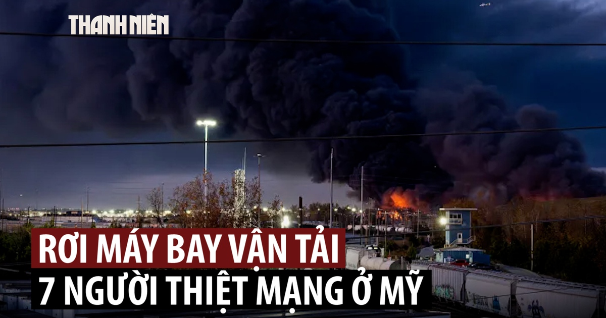 Khoảnh khắc máy bay rơi bùng cháy dữ dội làm 7 người thiệt mạng ở Mỹ