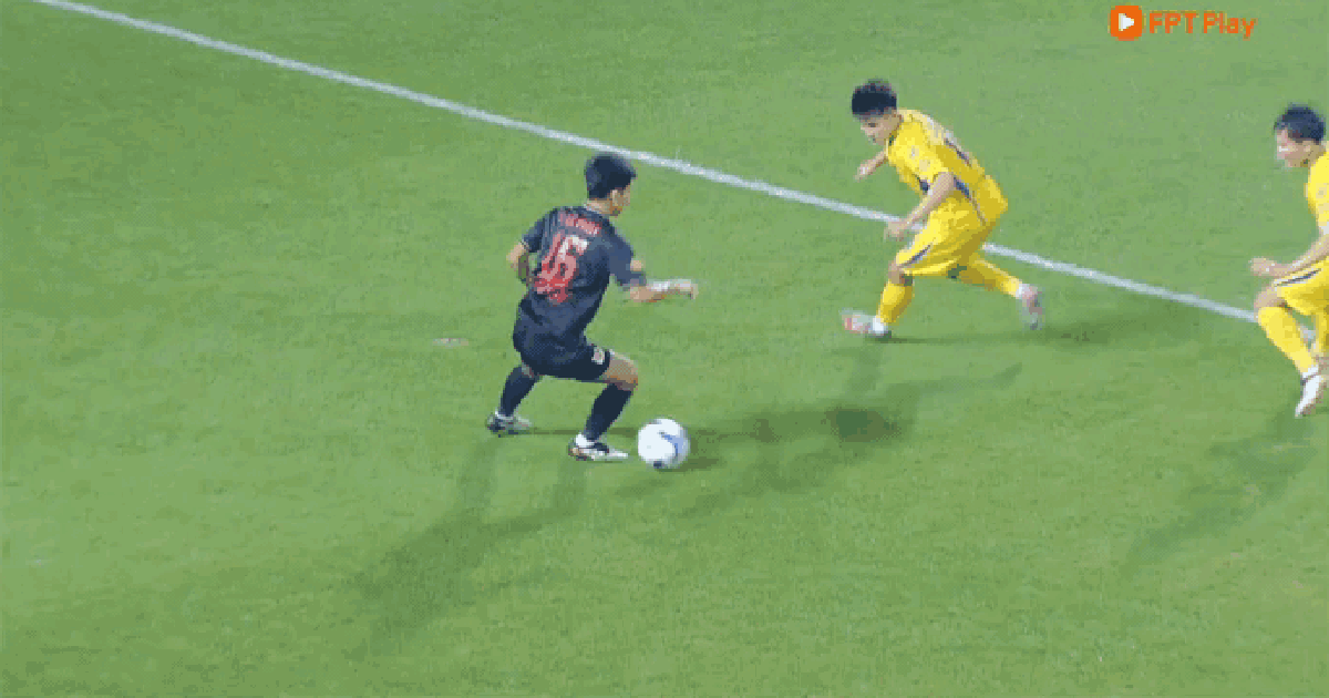 'Gà son' của thầy Kim lập công, CLB Ninh Bình đánh bại SLNA trong nghẹt thở