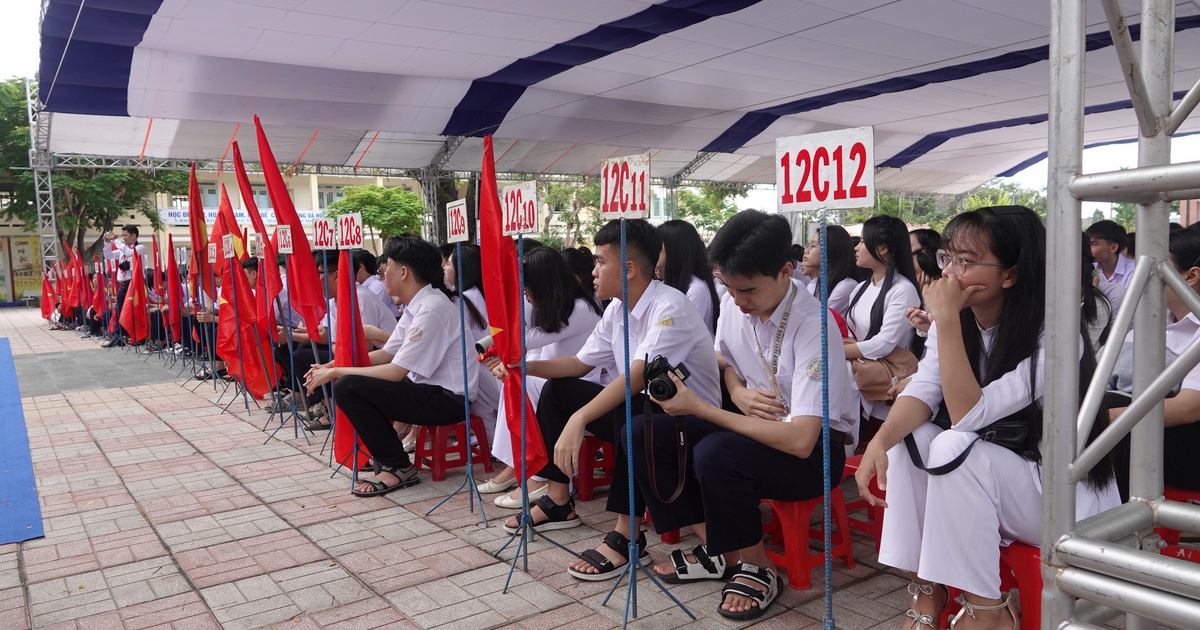 Quảng Ng&atilde;i: Chiều mai 6.11, học sinh nghỉ học để tr&aacute;nh b&atilde;o Kalmaegi