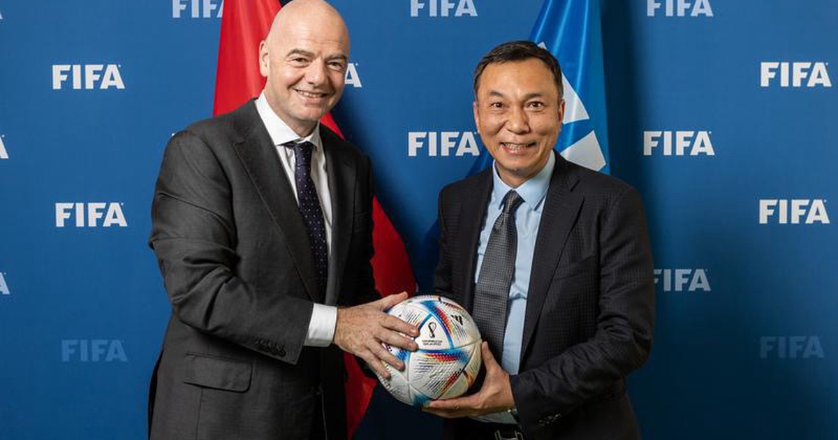 Chủ tịch FIFA gửi quà đặc biệt, cảm ơn Chủ tịch VFF và chúc mừng đội nữ TP.HCM I