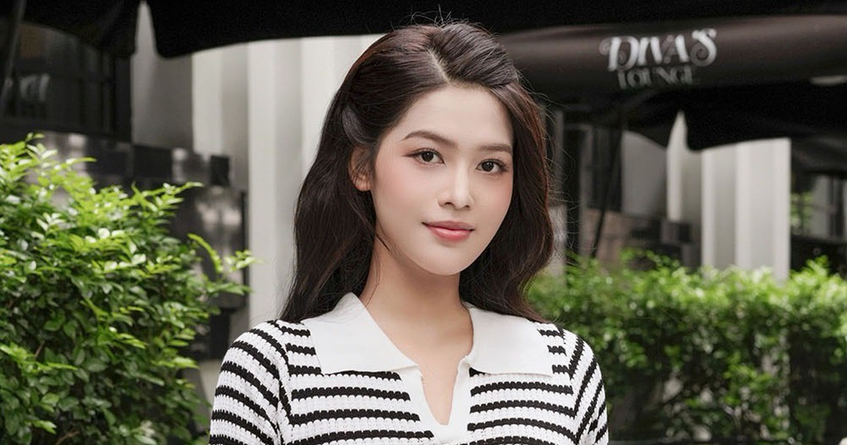 Tôn vẻ đẹp mềm mại của nàng qua áo dệt kim