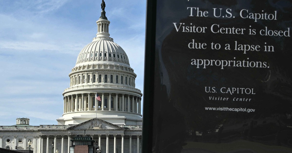 Bế tắc giữa đợt đ&oacute;ng cửa ch&iacute;nh phủ d&agrave;i nhất lịch sử Mỹ