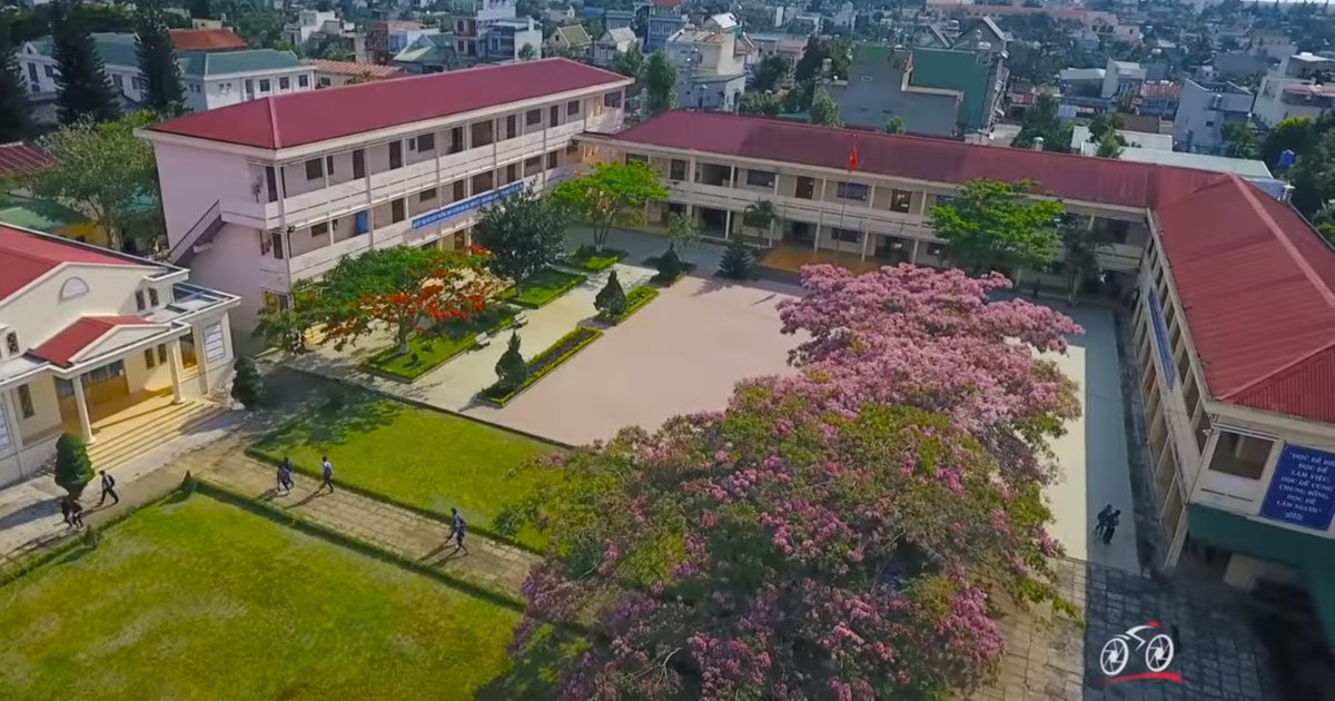 Ứng ph&oacute; b&atilde;o Kalmaegi: Chủ động cho học sinh nghỉ học ở những khu vực nguy hiểm