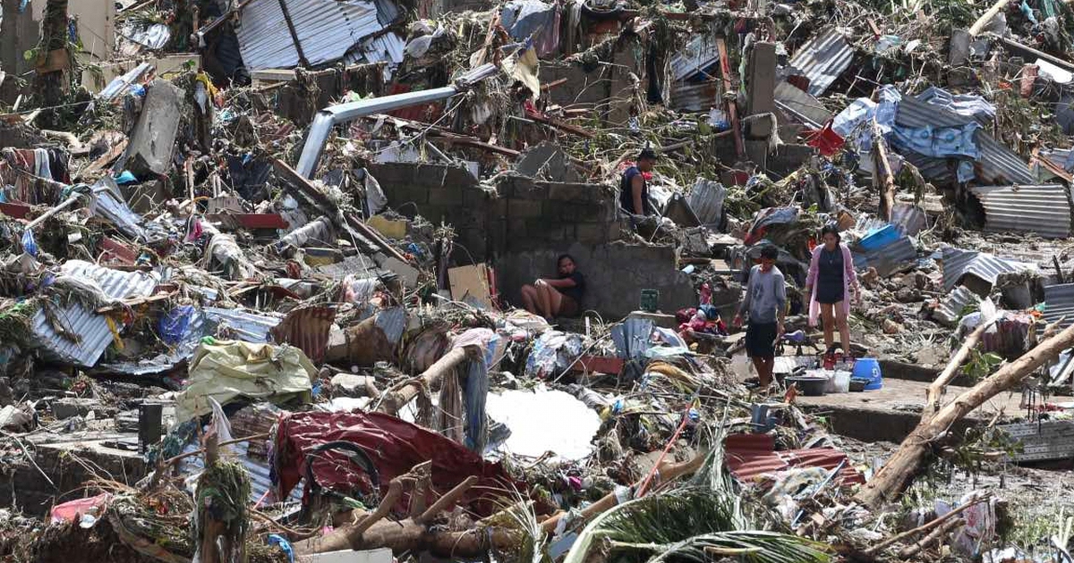 Bão chồng bão, Philippines ban bố tình trạng thảm họa quốc gia