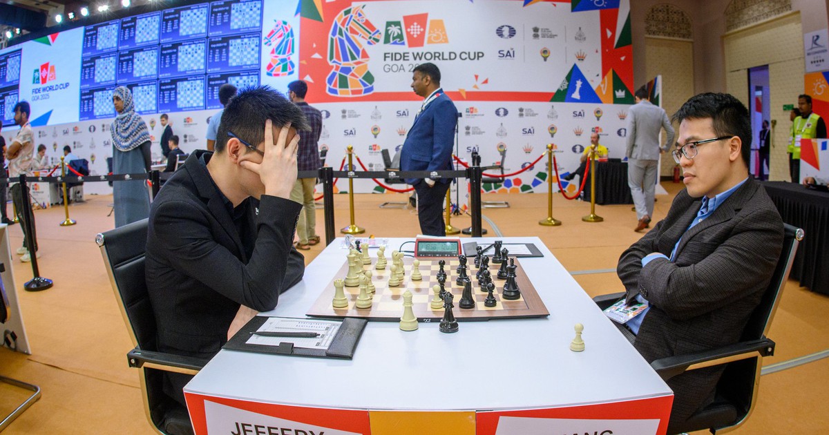 Đánh bại kỳ thủ Mỹ, Lê Quang Liêm rộng cửa vào vòng 4 World Cup cờ vua