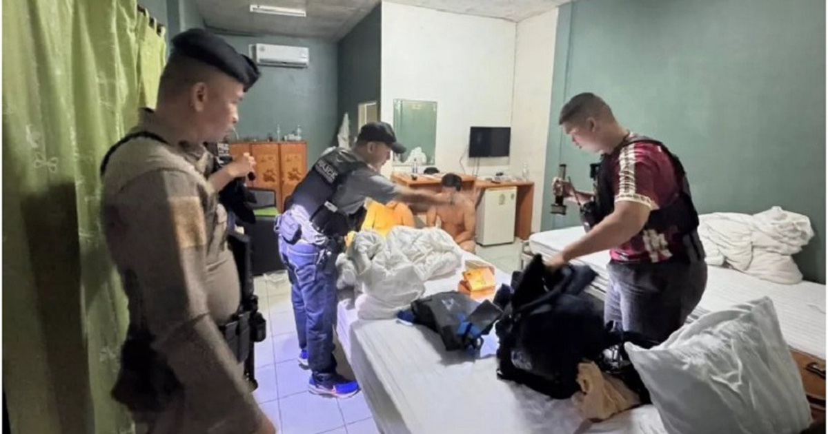 Th&aacute;i Lan bắt 42 người Trung Quốc bị nghi chuẩn bị sang Campuchia để lừa đảo