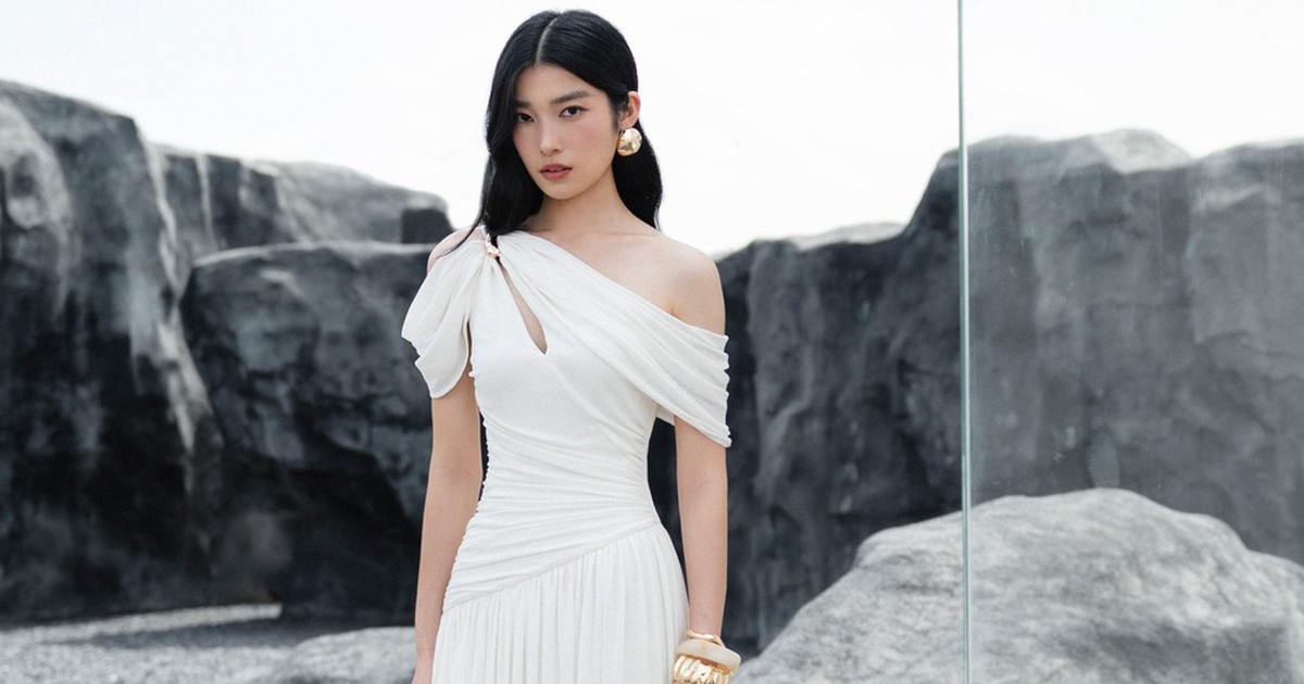 Trở nên thời thượng chỉ với một chiếc váy trắng, đen