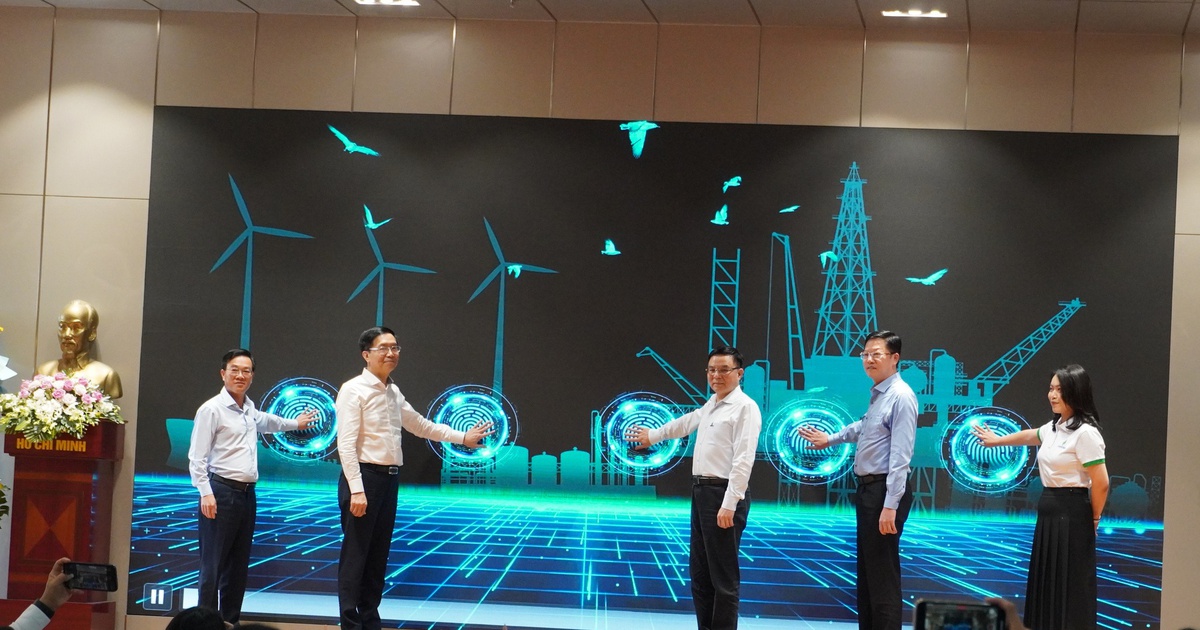 60 c&aacute;n bộ đầu ti&ecirc;n của Petrovietnam học l&agrave;m l&atilde;nh đạo tương lai