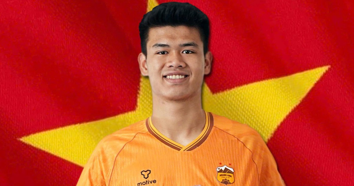 Cầu thủ có chiều cao 'khủng' sáng cửa đá chính ở U.23 Việt Nam