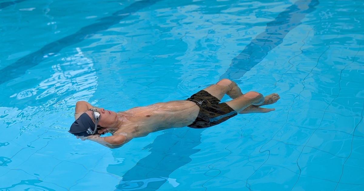 Gặp nạn tr&ecirc;n biển: Chuy&ecirc;n gia chỉ kỹ năng thả nổi gi&uacute;p giữ an to&agrave;n, sống s&oacute;t