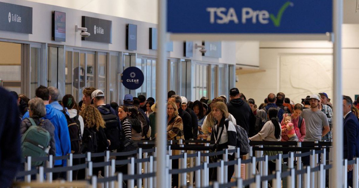 H&agrave;ng ng&agrave;y chuyến bay bị hủy ở Mỹ v&igrave; ch&iacute;nh phủ đ&oacute;ng cửa