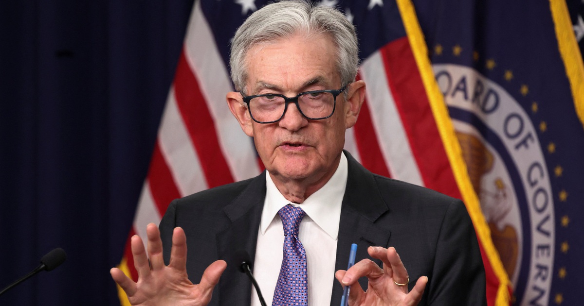 Fed tiếp tục giảm lãi suất, đưa ra dự báo kinh tế mới