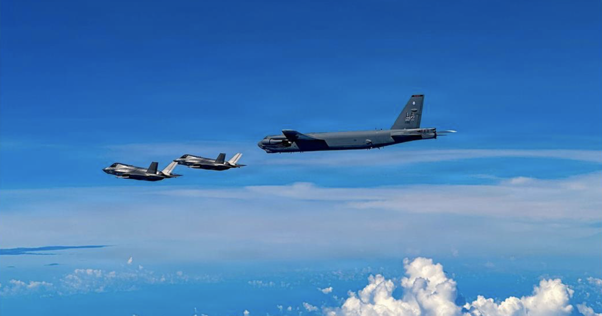 Động th&aacute;i qu&acirc;n sự mới của Mỹ dọc bờ biển Venezuela