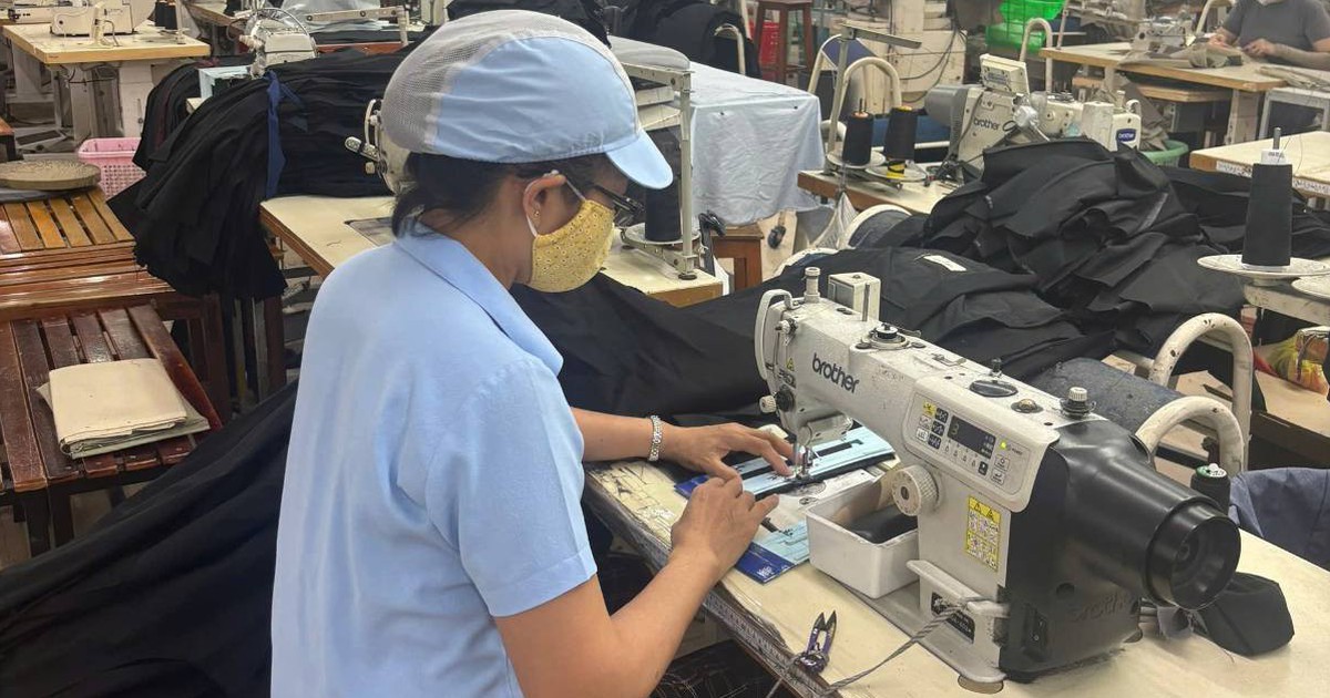 Nhiều người nỗ lực bứt tốc cuối năm, chạy đua từng giờ vì điều gì?