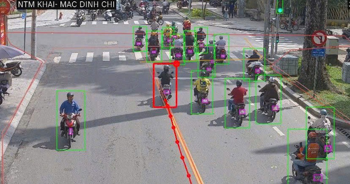 Camera AI ph&aacute;t hiện nhiều người đi sai vạch kẻ đường m&agrave;u v&agrave;ng ở trung t&acirc;m TP.HCM