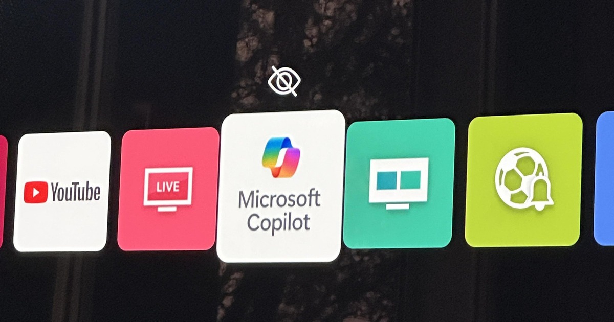 LG gây khó chịu vì tự ý cài AI Copilot lên Smart TV