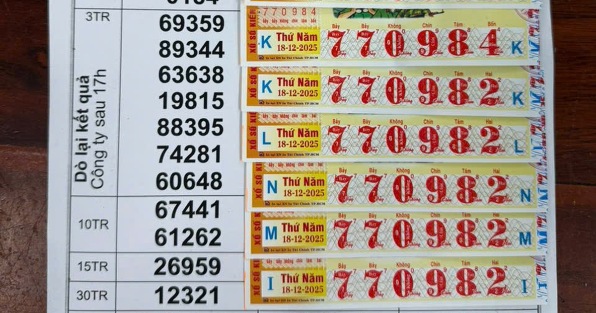 Tr&uacute;ng xổ số miền Nam ng&agrave;y 18 th&aacute;ng 12, kh&aacute;ch ở miền T&acirc;y tức tốc đi đổi thưởng