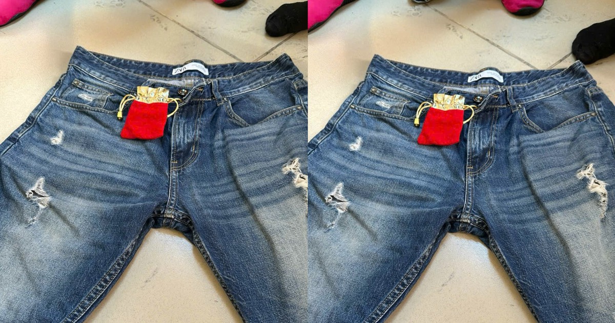 Bất ngờ phát hiện vàng trong quần áo cứu trợ: 'Ai mất xin mô tả để nhận lại!'