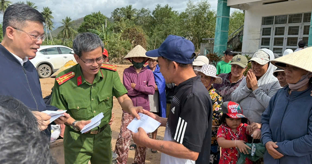 Hiệp hội Điều VN cứu trợ thiết thực bà con vùng lũ