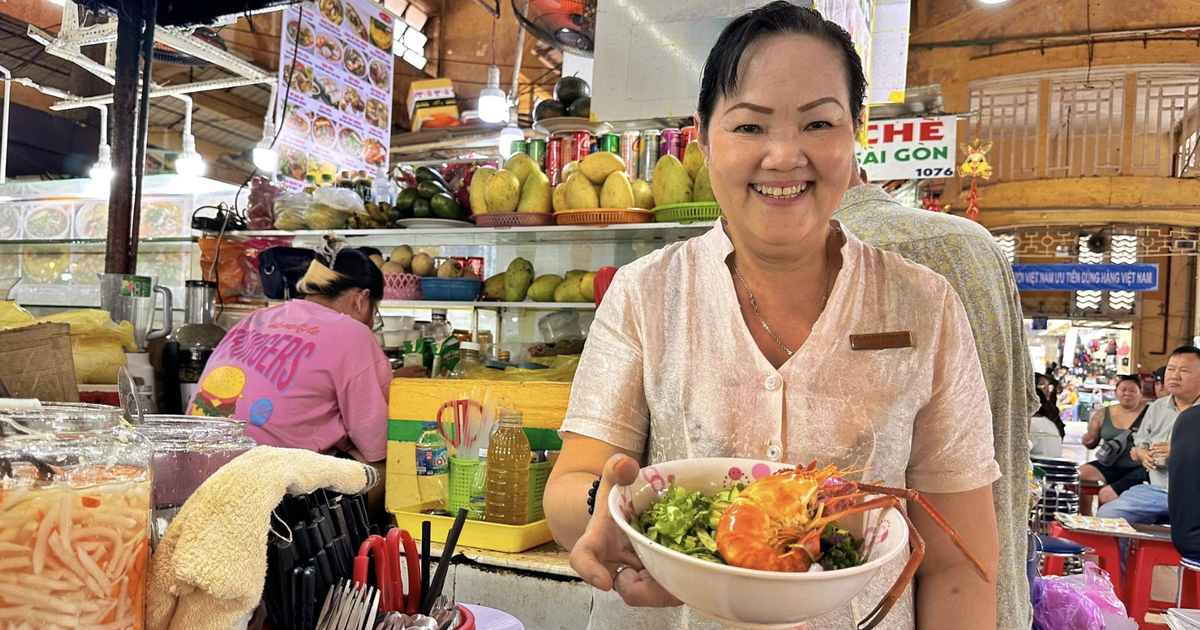 Quán ngon khu chợ Bến Thành: Bún tôm càng 120.000 đồng/tô; bún riêu gánh Việt kiều mê...