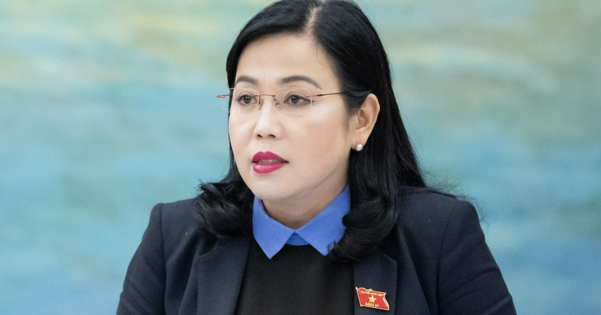 Giá rau xanh tăng mạnh, gây áp lực lớn đến người dân