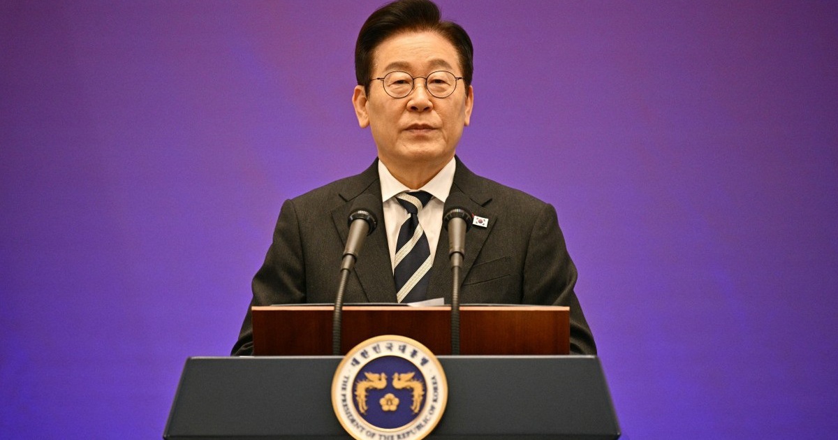 Tổng thống Hàn Quốc muốn xin lỗi Triều Tiên nhưng cũng lo ngại