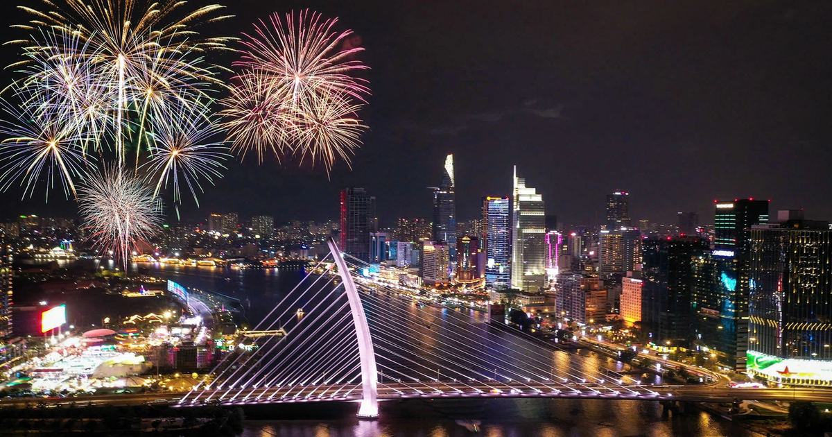 Cấm xe hàng loạt tuyến đường trung tâm TP.HCM tối 31.12 để bắn pháo hoa