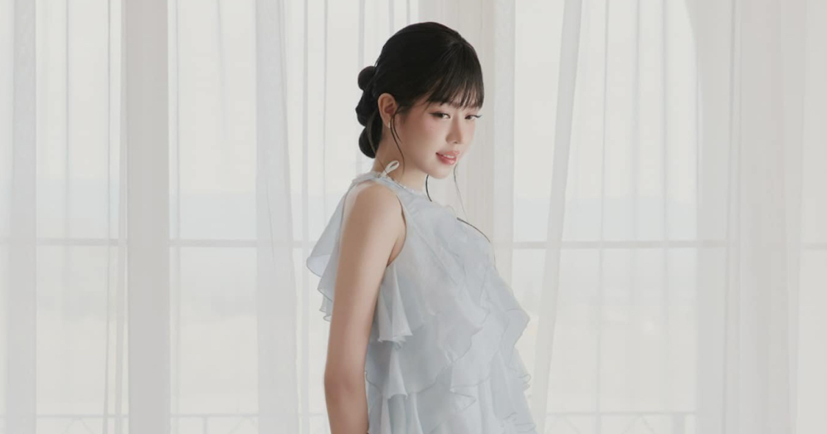 Đầm bèo nhún đa tầng 'lên ngôi', tạo vẻ đẹp bay bổng cho phái đẹp