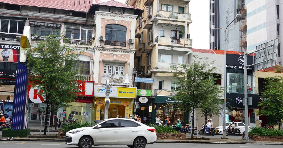 Sơn mới mặt tiền nhà đường Lê Lợi ở TP.HCM: Khang Điền có thể làm ngay