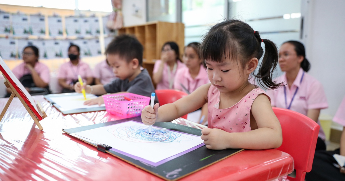 Các tỉnh thành chú ý gì để phổ cập giáo dục mầm non 3-5 tuổi?