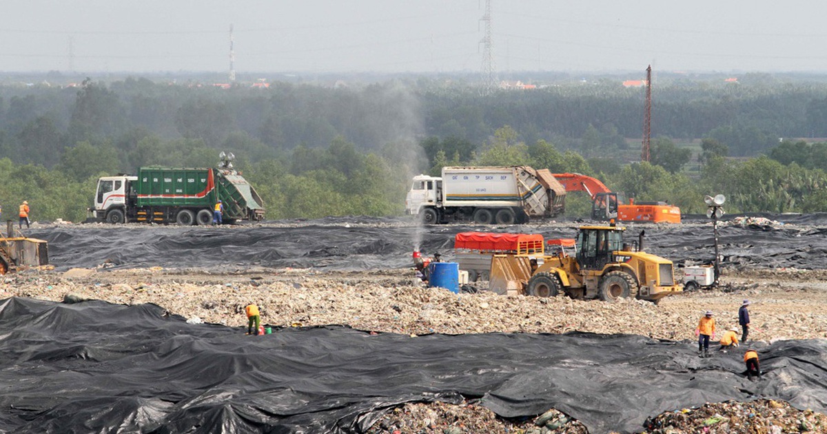 TP.HCM: Bãi rác Đa Phước chỉ nhận ban đêm, 4.550 tấn/ngày có nguy cơ ùn ứ?