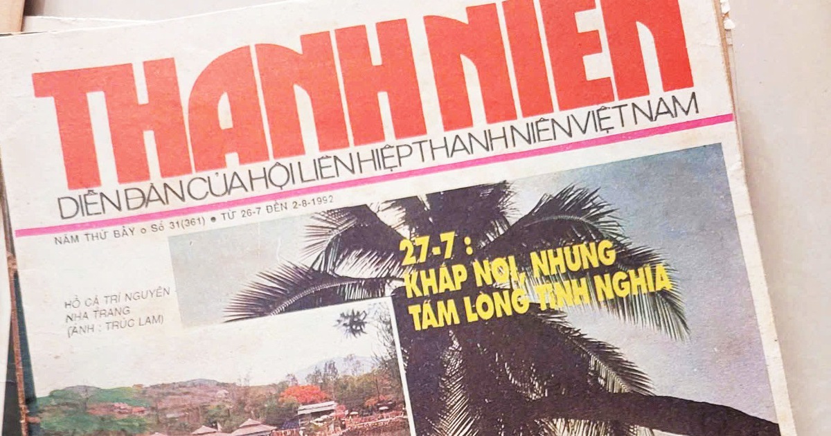 Thanh Ni&ecirc;n v&agrave; t&ocirc;i: Ngọn lửa m&agrave;u xanh Thanh Ni&ecirc;n