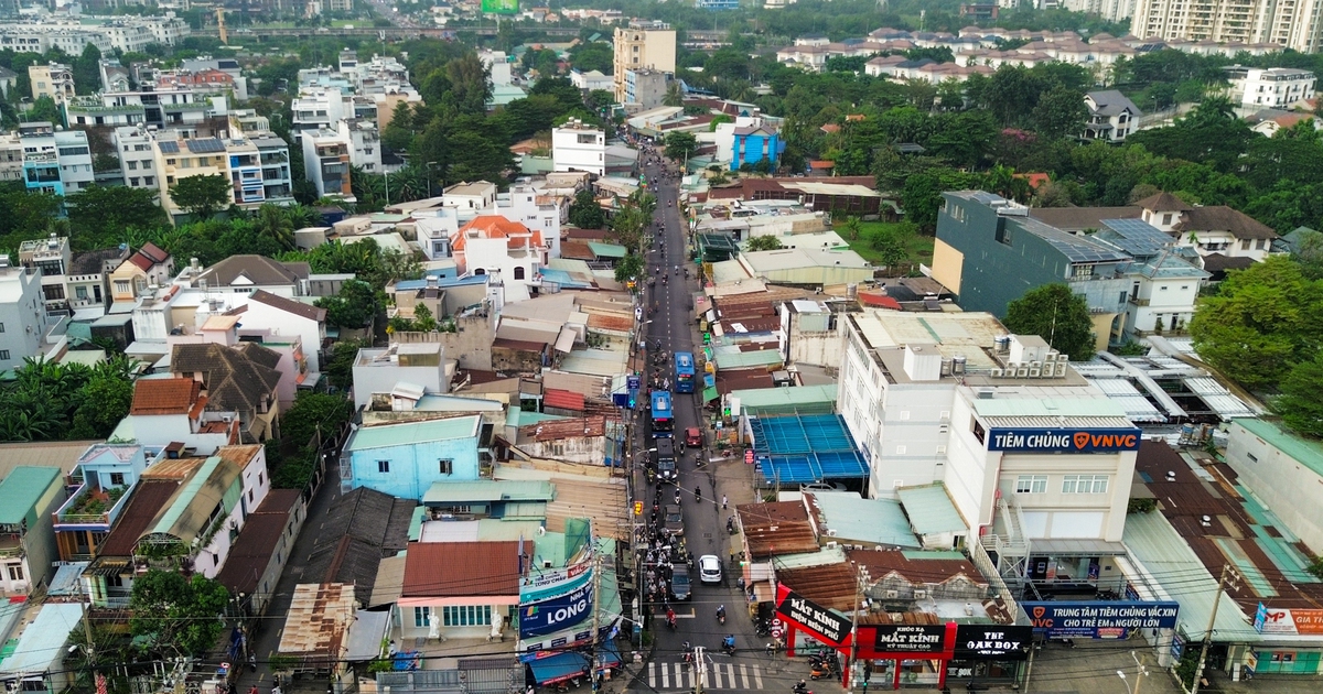 Kẹt mặt bằng, nhiều dự án mở rộng đường ở TP.HCM bị 'thắt cổ chai'
