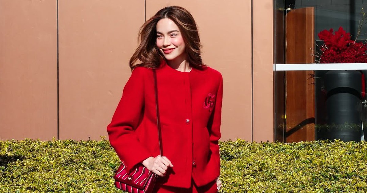 Túi xách đỏ đang khuấy đảo phong cách đường phố