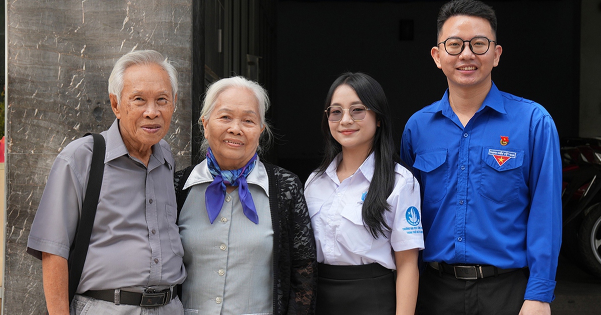 Chuyện tình đẹp từ trong bom đạn và bài học về tình yêu gắn với lý tưởng