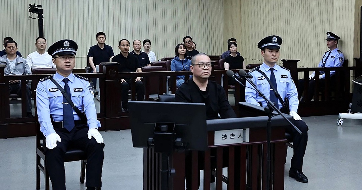 Trung Quốc tử h&igrave;nh cựu tổng gi&aacute;m đốc nhận hối lộ 157 triệu USD