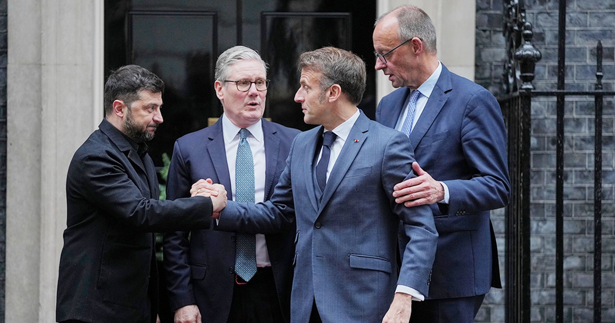 Ukraine điều chỉnh kế hoạch h&ograve;a b&igrave;nh của Mỹ